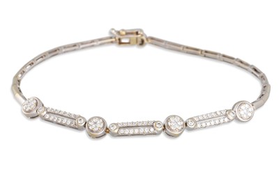 Lot 253 - A DIAMOND BRACELET, of cluster panel form,...