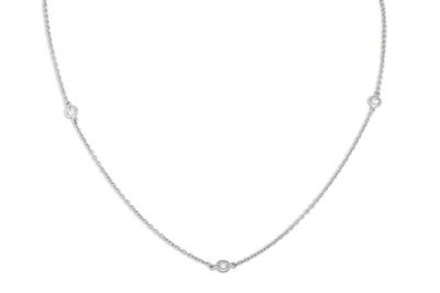 Lot 300 - A DIAMOND SET NECK CHAIN, mounted in white gold