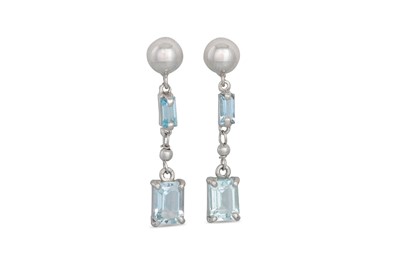 Lot 314 - A PAIR OF AQUAMARINE DROP EARRINGS, the...