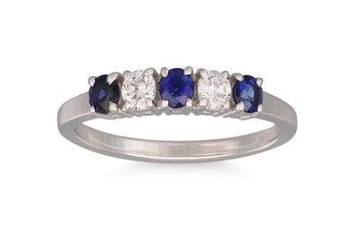 Lot 165 - A FIVE STONE DIAMOND AND SAPPHIRE RING,...