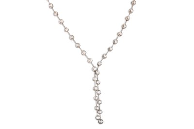 Lot 35 - A DIAMOND NECKLACE, mounted in 18ct white gold,...