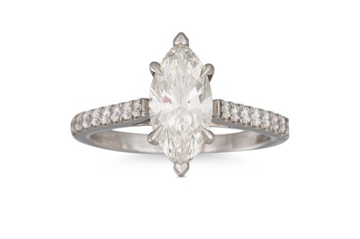 Lot 340 - A MARQUISE DIAMOND SOLITAIRE RING, mounted in...