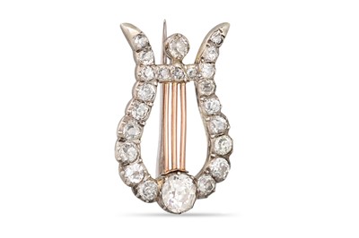 Lot 91 - A VINTAGE DIAMOND SET BROOCH, modelled as a...