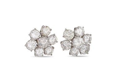 Lot 118 - A PAIR OF DIAMOND CLUSTER EARRINGS, the...