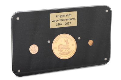 Lot 374 - A 2017 PROOF ONE OZ GOLF KRUGERRAND SOUTH...