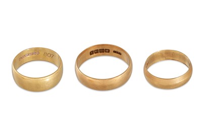 Lot 179 - THREE 18CT YELLOW GOLD PLAIN BAND RINGS, 12 g.