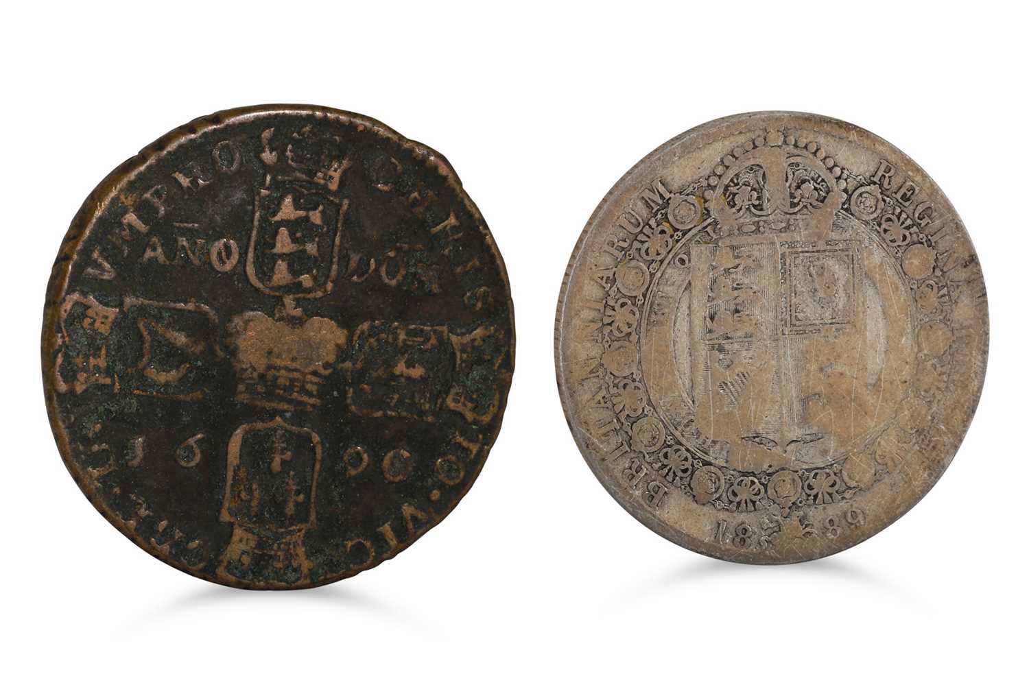 Lot 379 - A JACOBEAN BRONZE IRISH GUN MONEY CROWN 1690,...