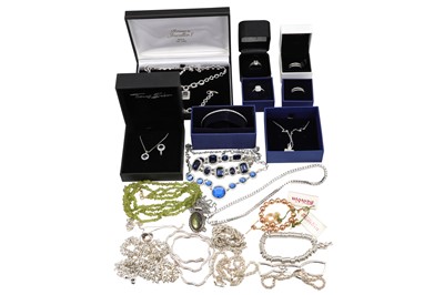 Lot 371 - A QUANTITY OF BOXED COSTUME JEWELLERY, items...