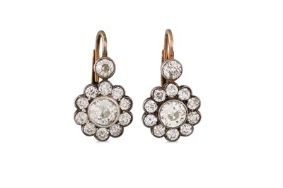 Lot 301 - A PAIR OF ANTIQUE DIAMOND DROP CLUSTER...