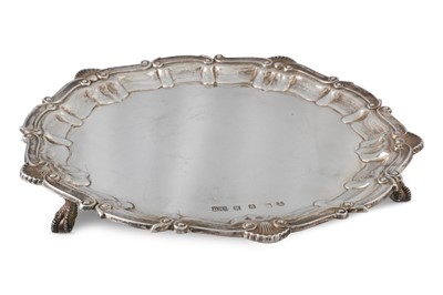 Lot 467 - A MODERN IRISH SILVER SALVER, By Wm Egan, Cork,...