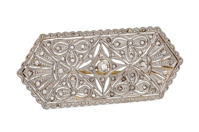 Lot 318 - A DIAMOND PLAQUE BROOCH, of overall...