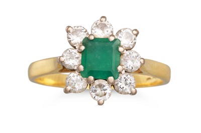 Lot 13 - AN EMERALD AND DIAMOND CLUSTER RING, mounted...