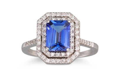 Lot 253 - A TANZANITE AND DIAMOND RING, the rectangular...