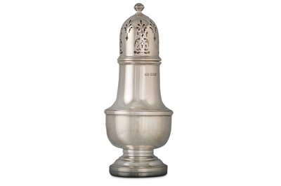 Lot 474 - A MODERN MID 20th CENTURY SILVER SUGAR SHAKER,...