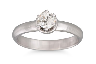 Lot 155 - A DIAMOND RING, the brilliant cut diamond to...