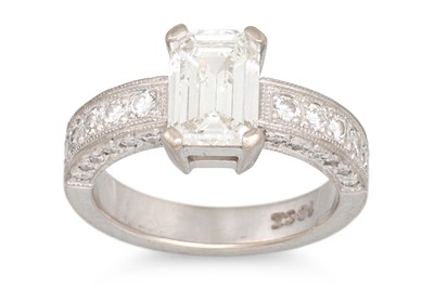 Lot 277 - A DIAMOND SOLITAIRE RING, the emerald cut...