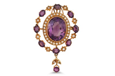 Lot 116 - AN AMETHYST AND SEED PEARL PENDANT/ BROOCH,...