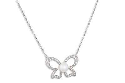 Lot 341 - A DIAMOND AND PEARL SET BUTTERFLY PENDANT,...