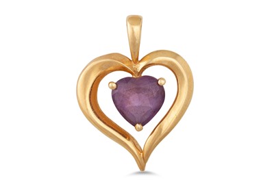 Lot 198 - AN AMETHYST PENDANT, mounted in a 14ct gold...