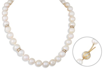 Lot 206 - A CULTURED PEARL NECKLACE, with diamond ball...