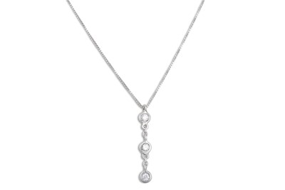 Lot 184 - A DIAMOND SET PENDANT, in white gold, on a chain