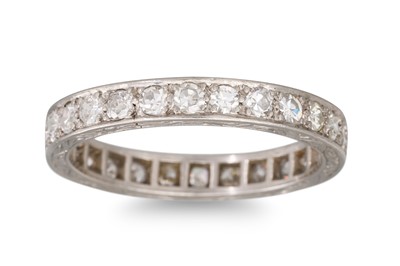 Lot 454 - A VINTAGE FULL BANDED ETERNITY RING, mounted...