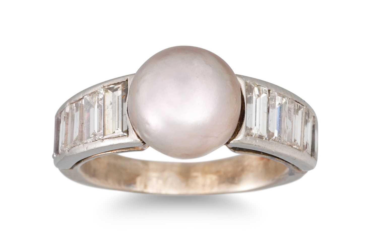 Lot 458 - A PEARL AND DIAMOND RING, the silver pearl to...