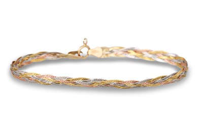 Lot 134 - A 9CT GOLD BRACELET, of plaited design